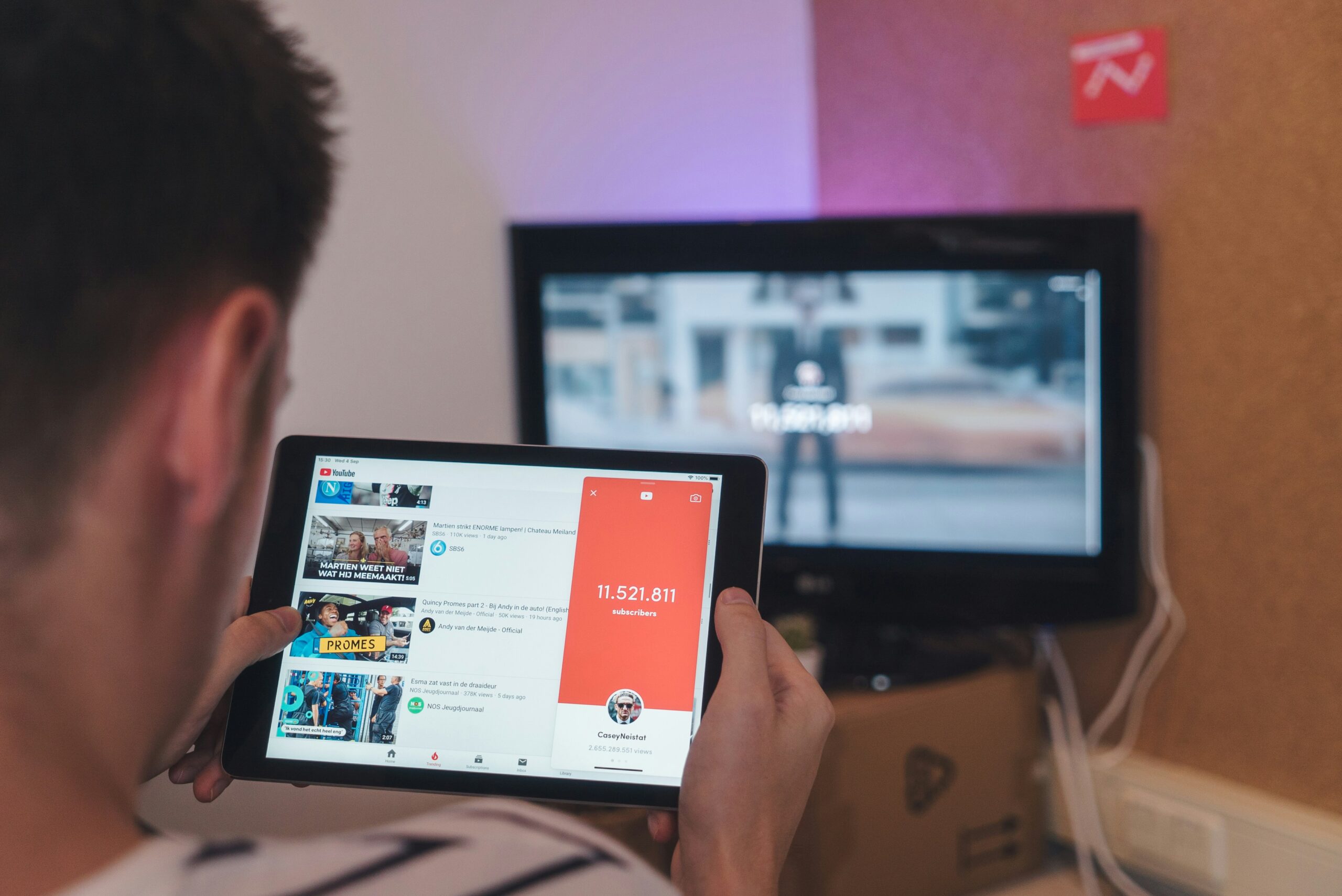 How to Download YouTube Videos to Watch Offline: Top Methods, Tools & Legal Tips (2025 Guide)